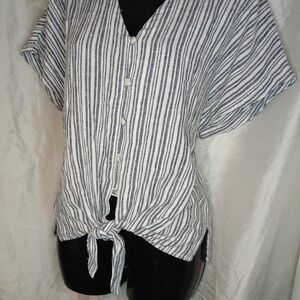 Time and Tru Black and White Striped Button-Down Top